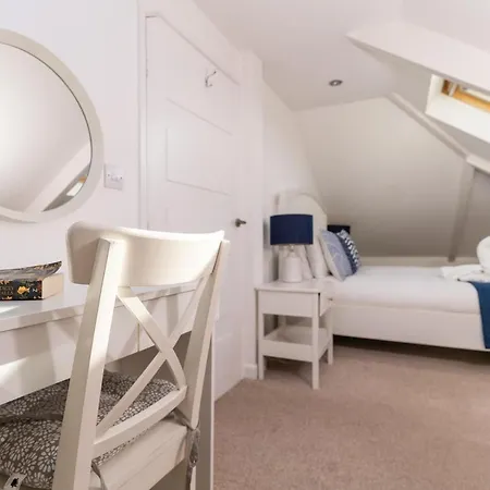 Stunning Views Over Mounts Bay With Balcony Penzance Exterior photo