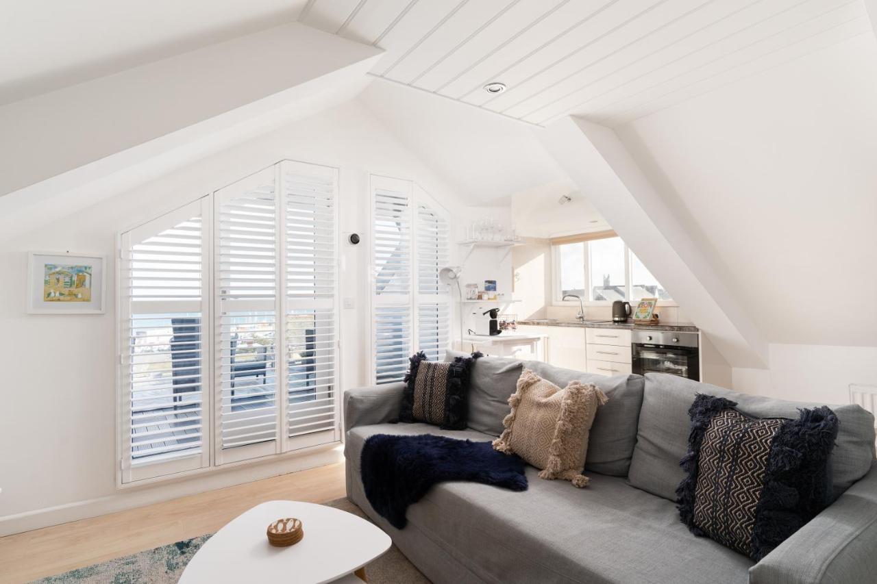 Stunning Views Over Mounts Bay With Balcony Apartment